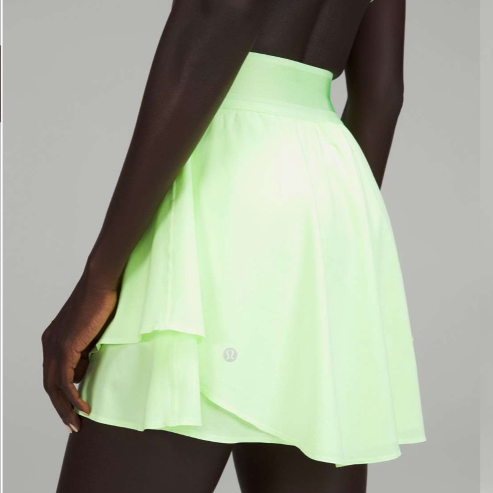 Lululemon Court Rival High-Rise
Skirt *Long Faded Zap size 12